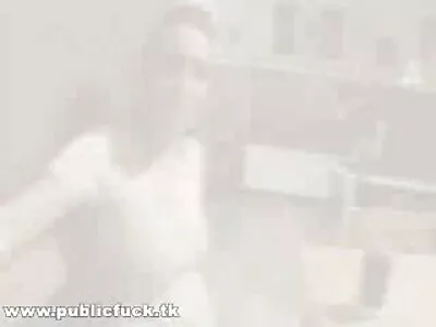 Гадно маце прно клипове прави гадни неща