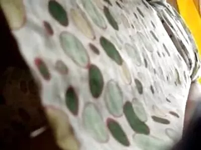 Хелена Мьолер стене от клипчета порно удоволствие, докато се разклаща в кучешки стил